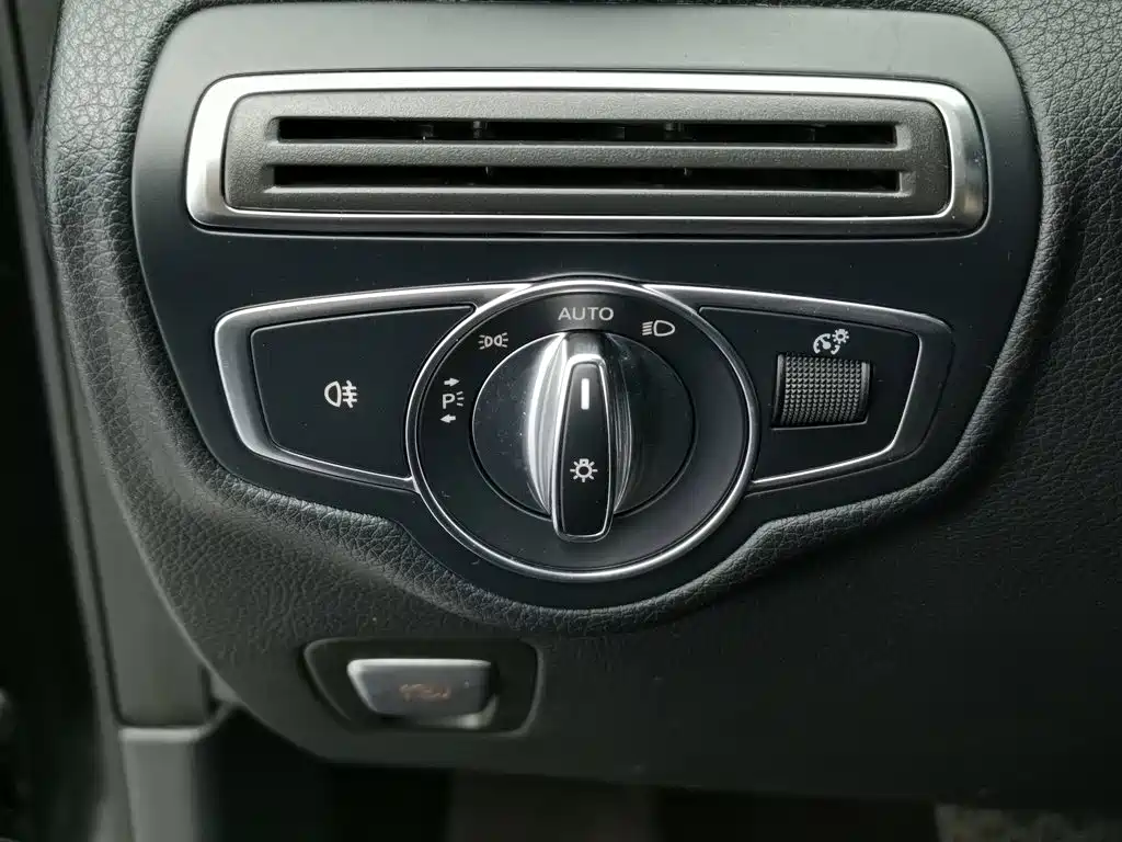 Mercedes-Benz GLC — миниатюра 21