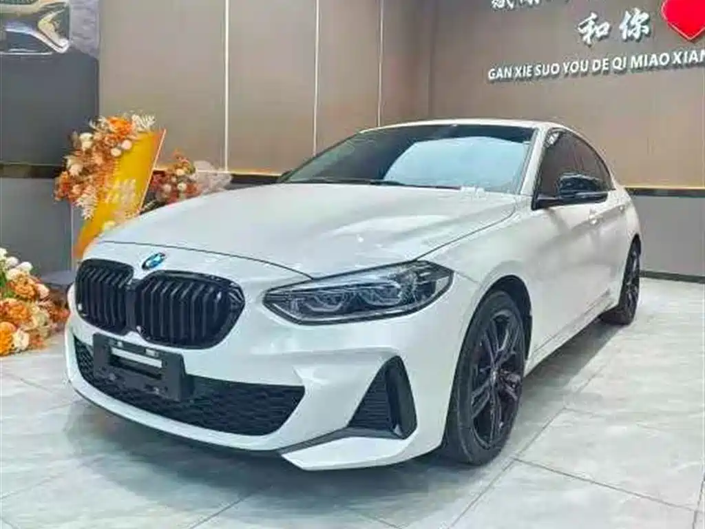 BMW 1 Series 2021