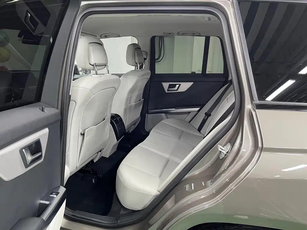 Mercedes-Benz GLK-Class — миниатюра 9