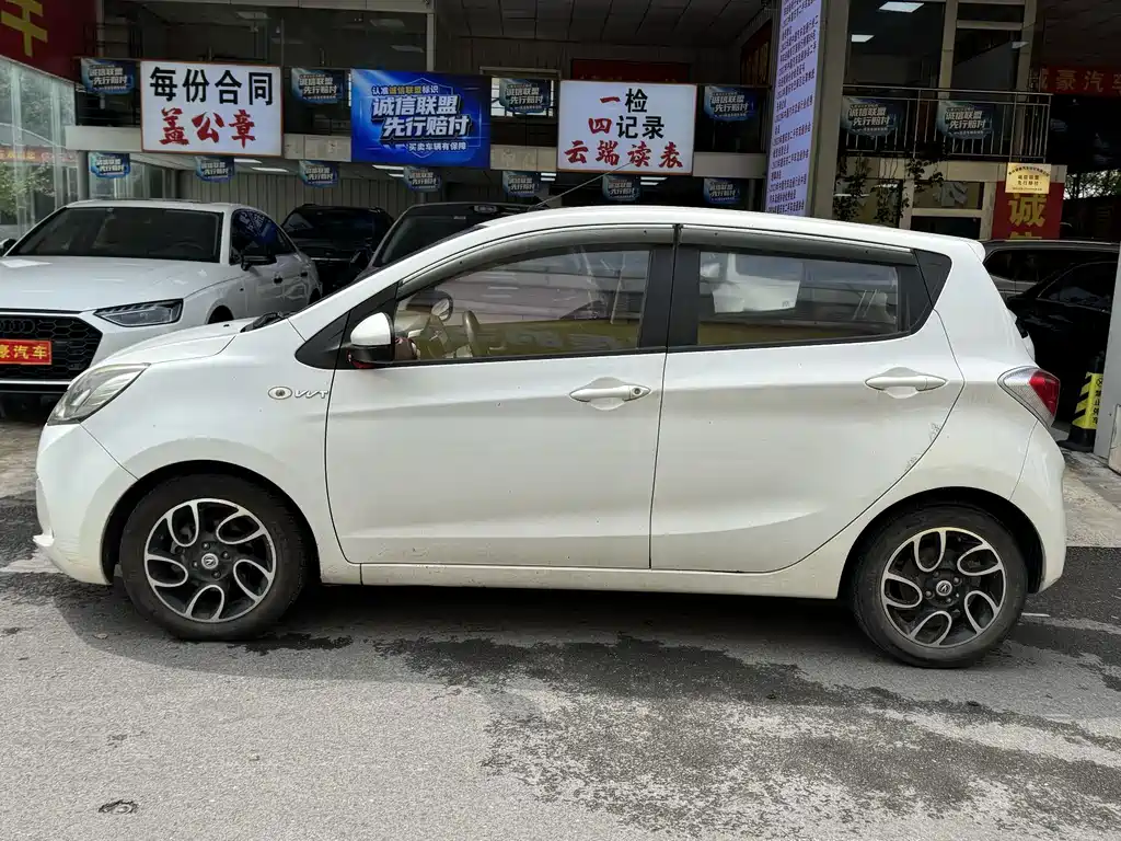 Changan BenBen — миниатюра 10