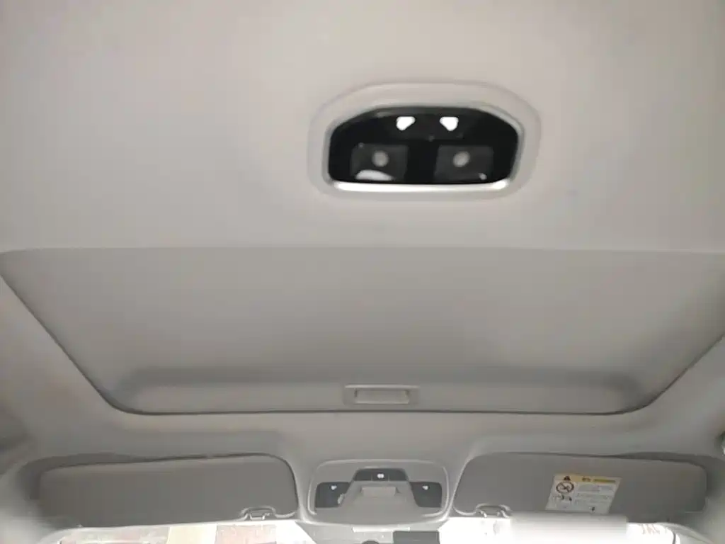 Geely Emgrand — миниатюра 18