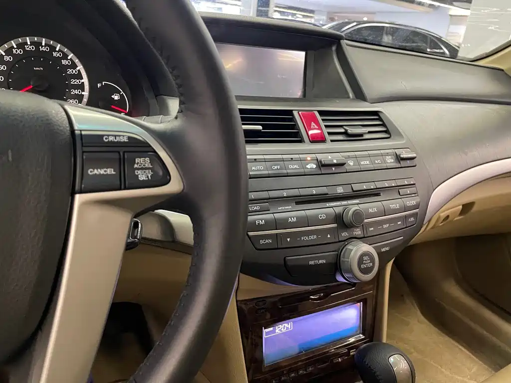 Honda Accord — миниатюра 14