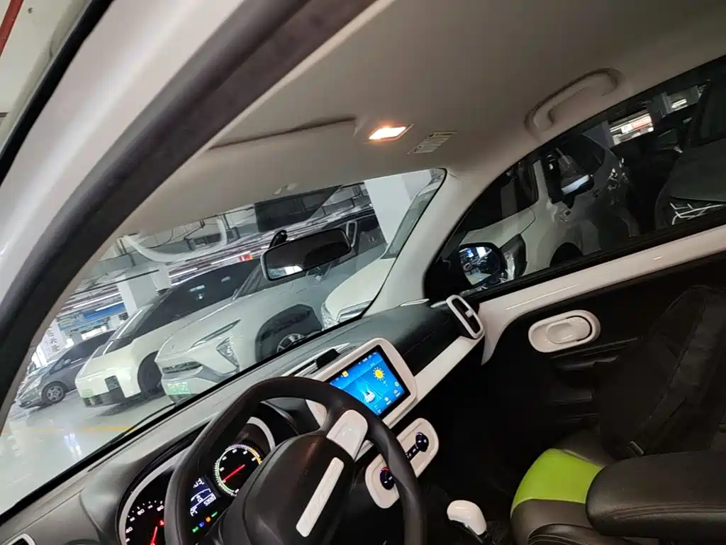 Roewe Clever — миниатюра 18