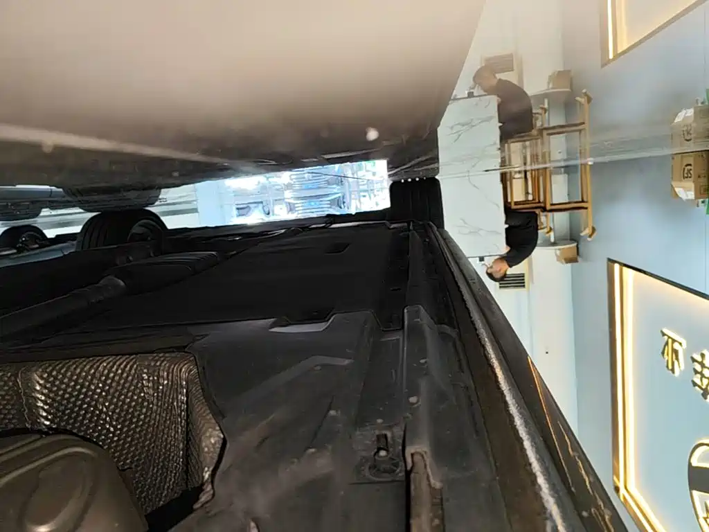 Audi A4L — миниатюра 22