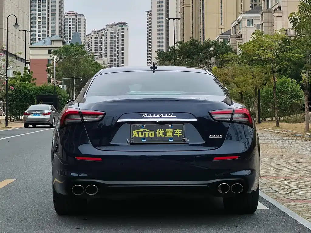MASERATI GHIBLI