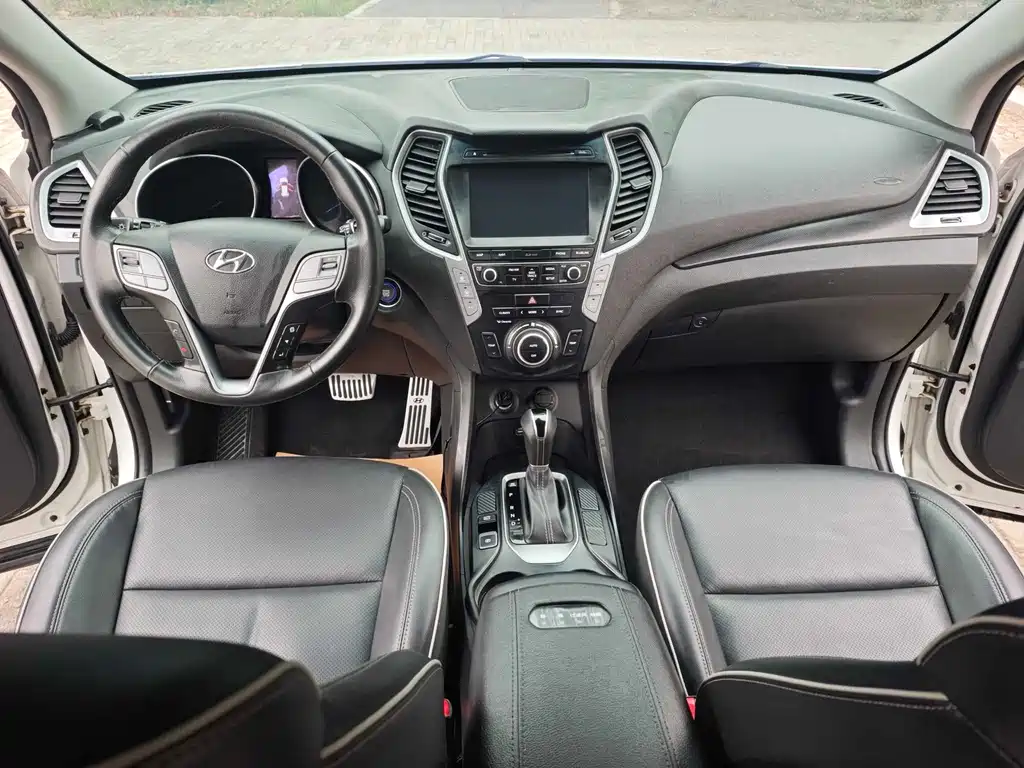 Hyundai Santa Fe — миниатюра 7
