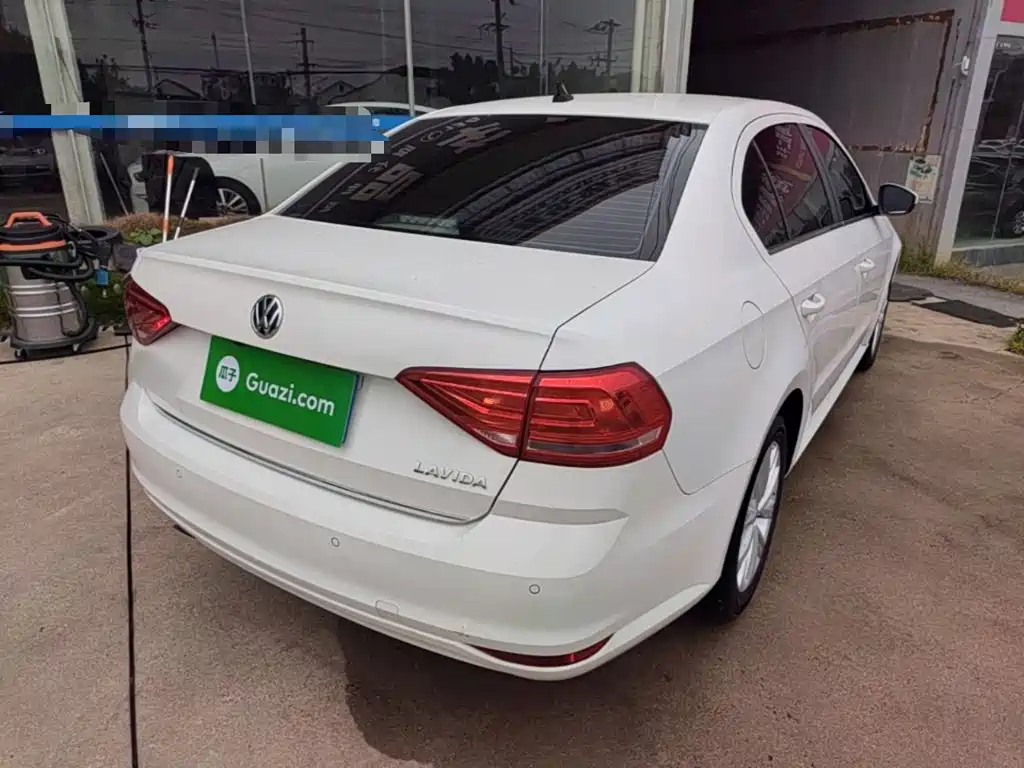 Volkswagen Lavida — миниатюра 7