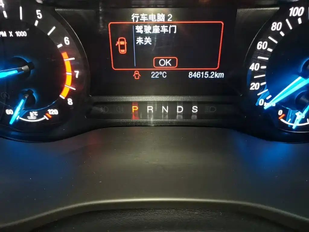 Ford Mondeo — миниатюра 12