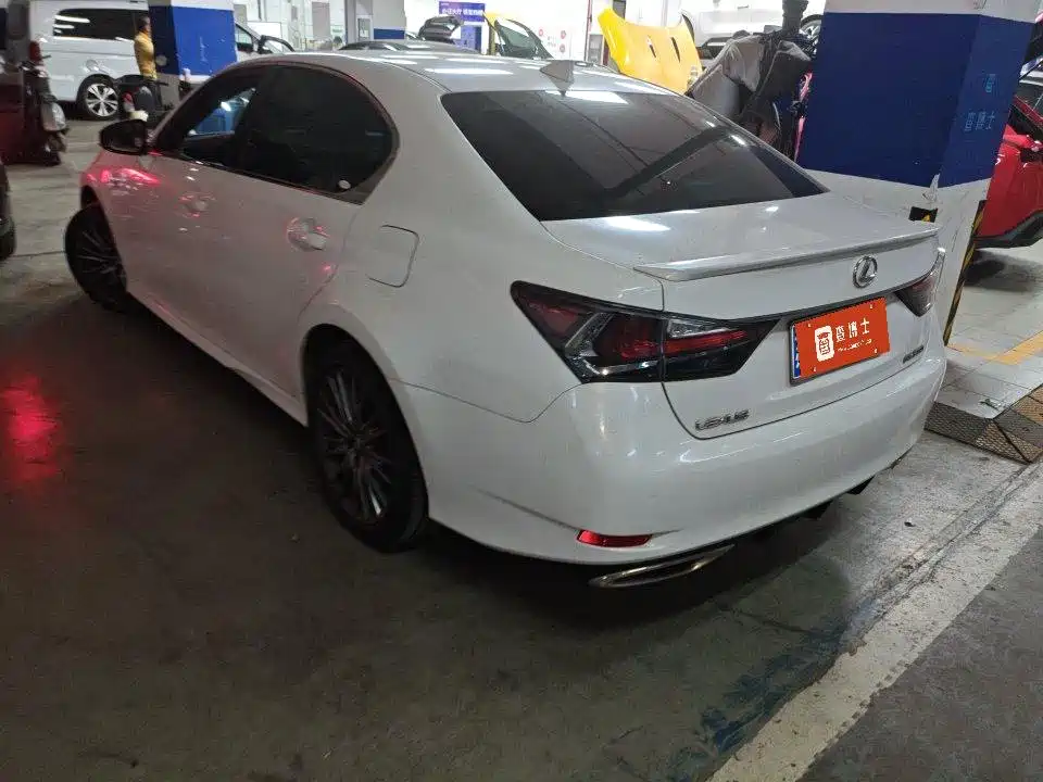 Lexus GS — миниатюра 8
