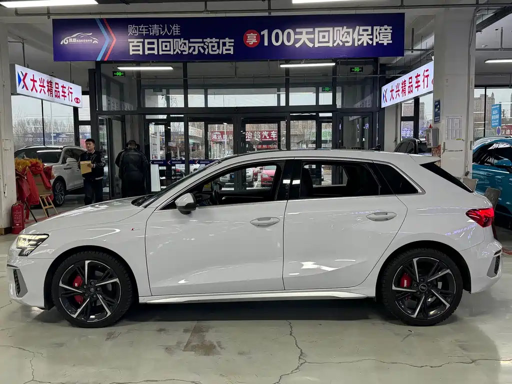 Audi A3 2022 Sportback 35 TFSI Fashion Sport