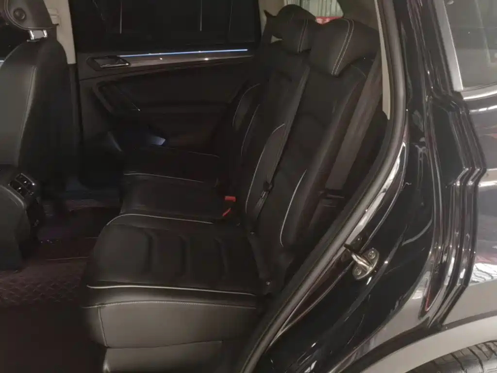Volkswagen Tiguan L — миниатюра 17