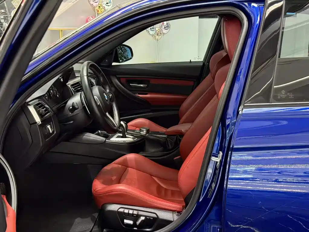 BMW M3 — миниатюра 10