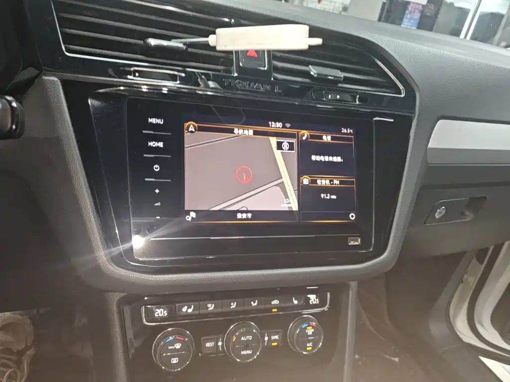 Volkswagen Tiguan L — миниатюра 13