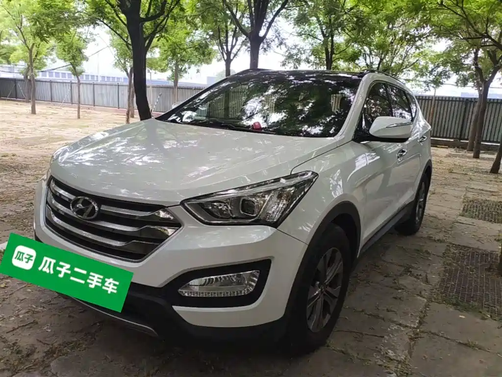 Hyundai Santa Fe 2016