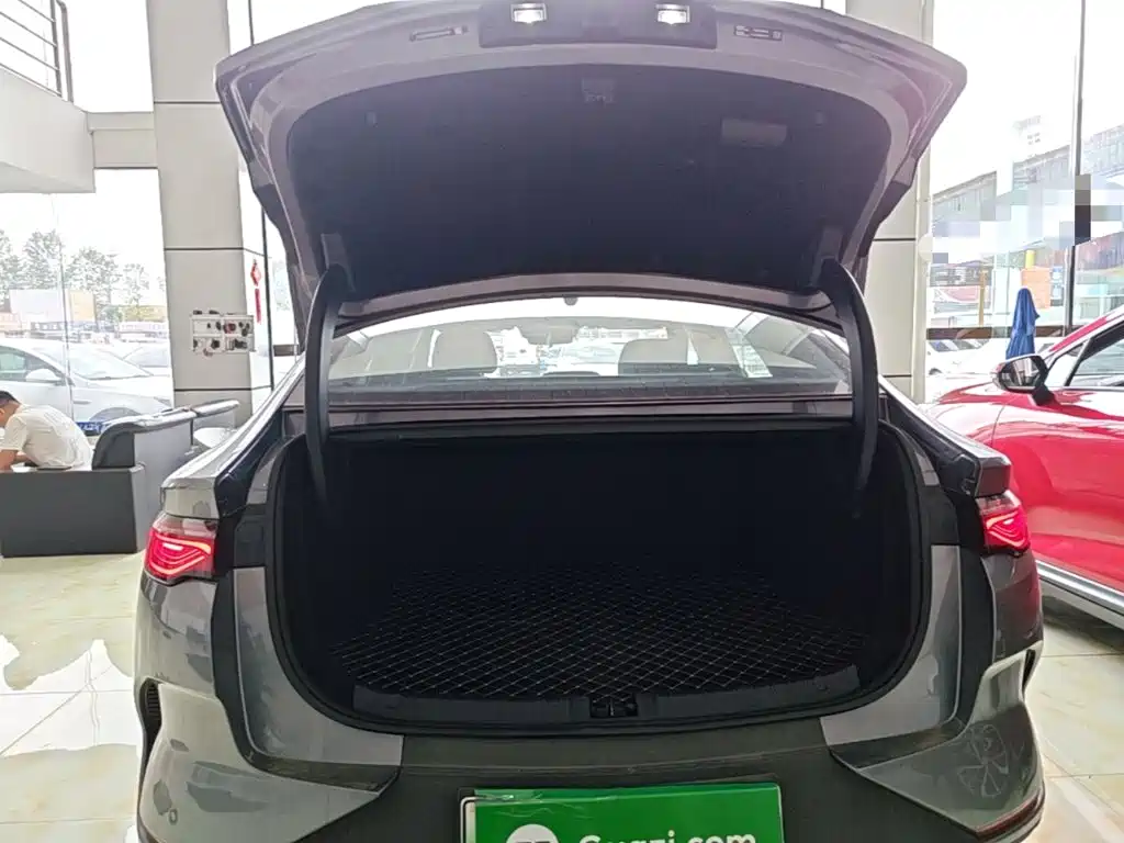 BYD Qin L — миниатюра 19