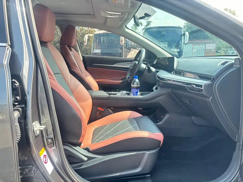 Changan Eado — миниатюра 8