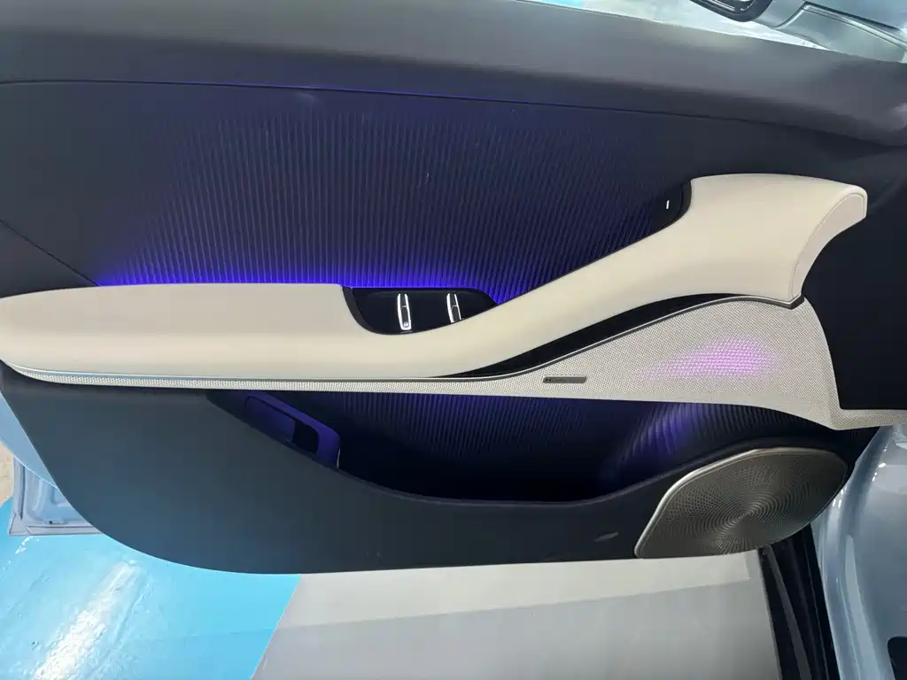 NIO ET5T — миниатюра 6
