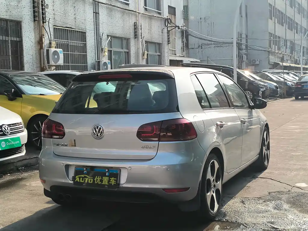 Volkswagen Golf — миниатюра 9