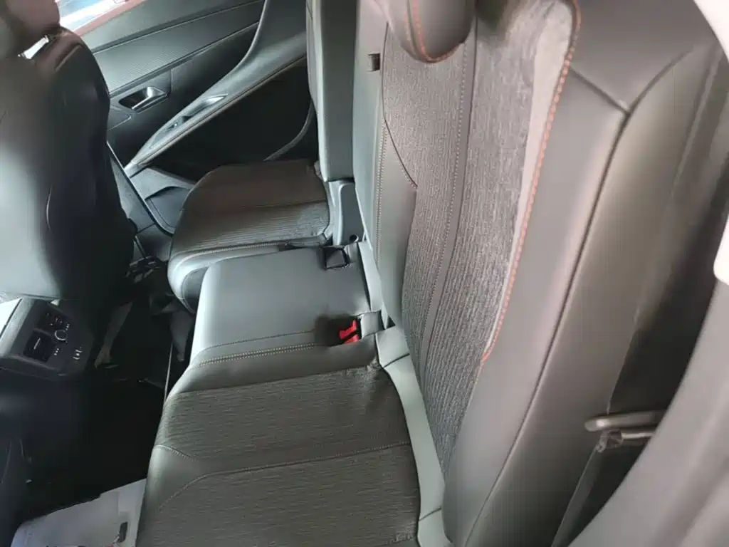 Peugeot 5008 — миниатюра 17