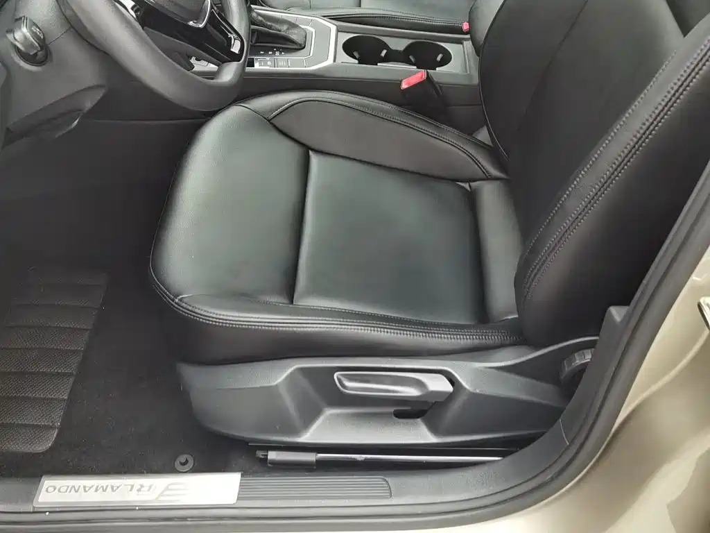 Volkswagen Lamando — миниатюра 20