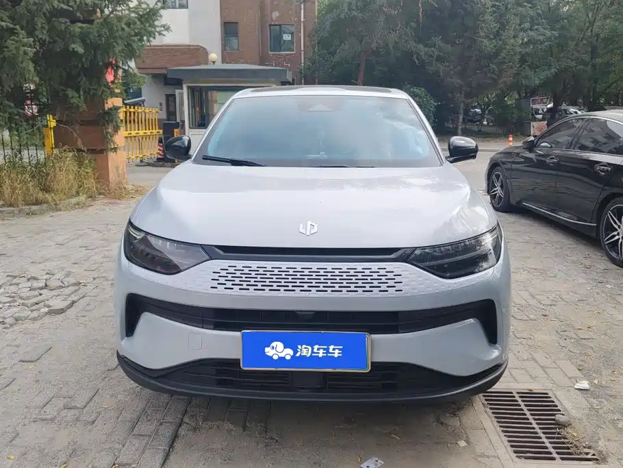 Leapmotor Leapmotor C11 — миниатюра 2