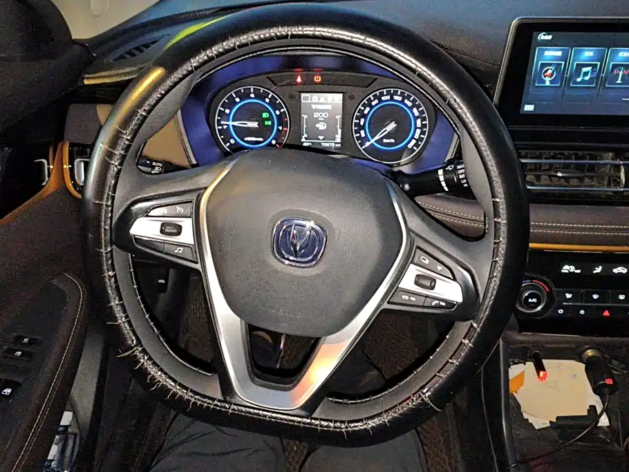 Changan Eado DT — миниатюра 15