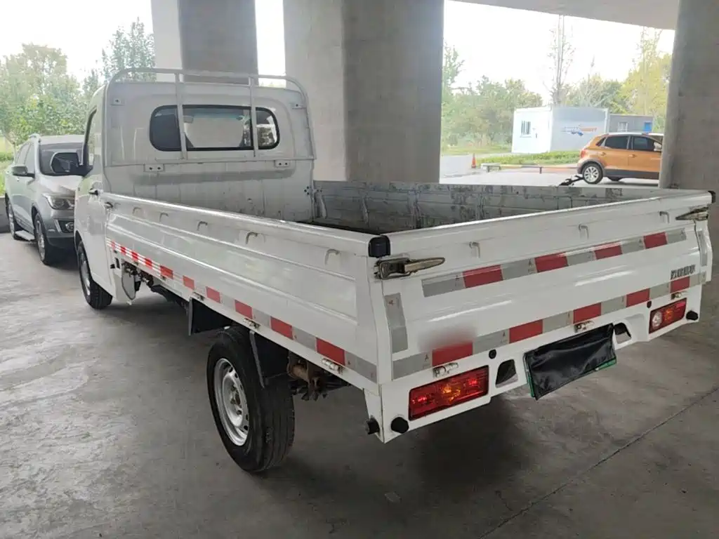 Yuan Cheng Yuan Cheng Xingxiang F1E — миниатюра 5