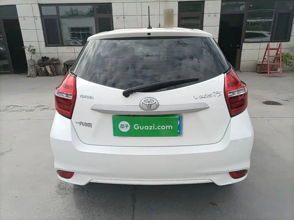 Toyota Vios FS — миниатюра 6