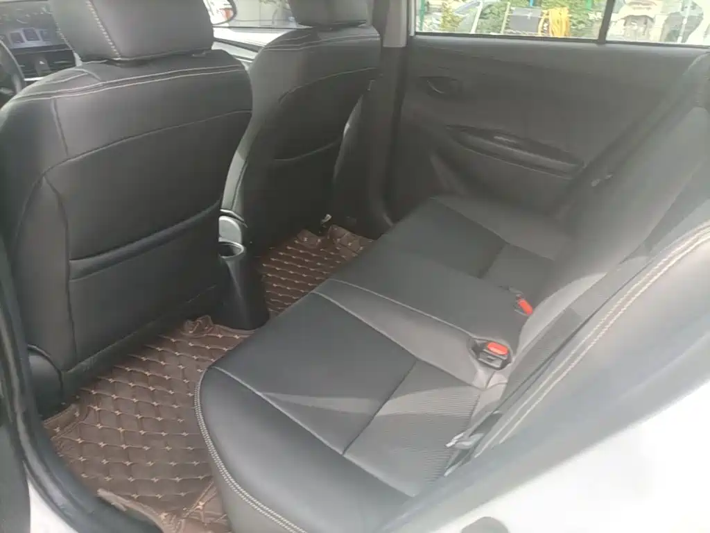 Toyota Vios FS — миниатюра 17