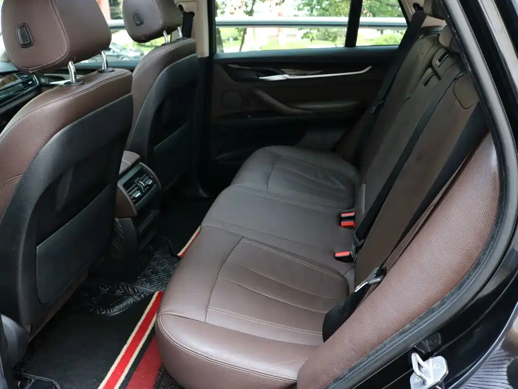 BMW X5 (Import) — миниатюра 9