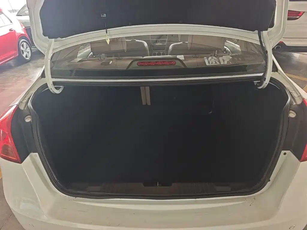 Buick Excelle — миниатюра 21
