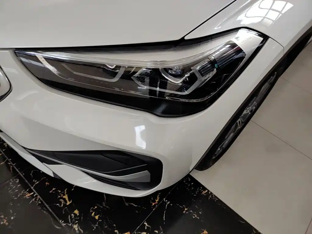 BMW X1 — миниатюра 24