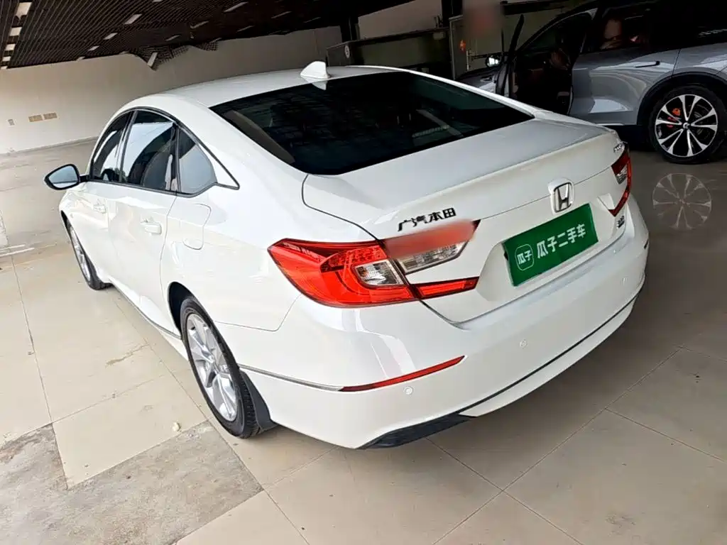 Honda Accord — миниатюра 5