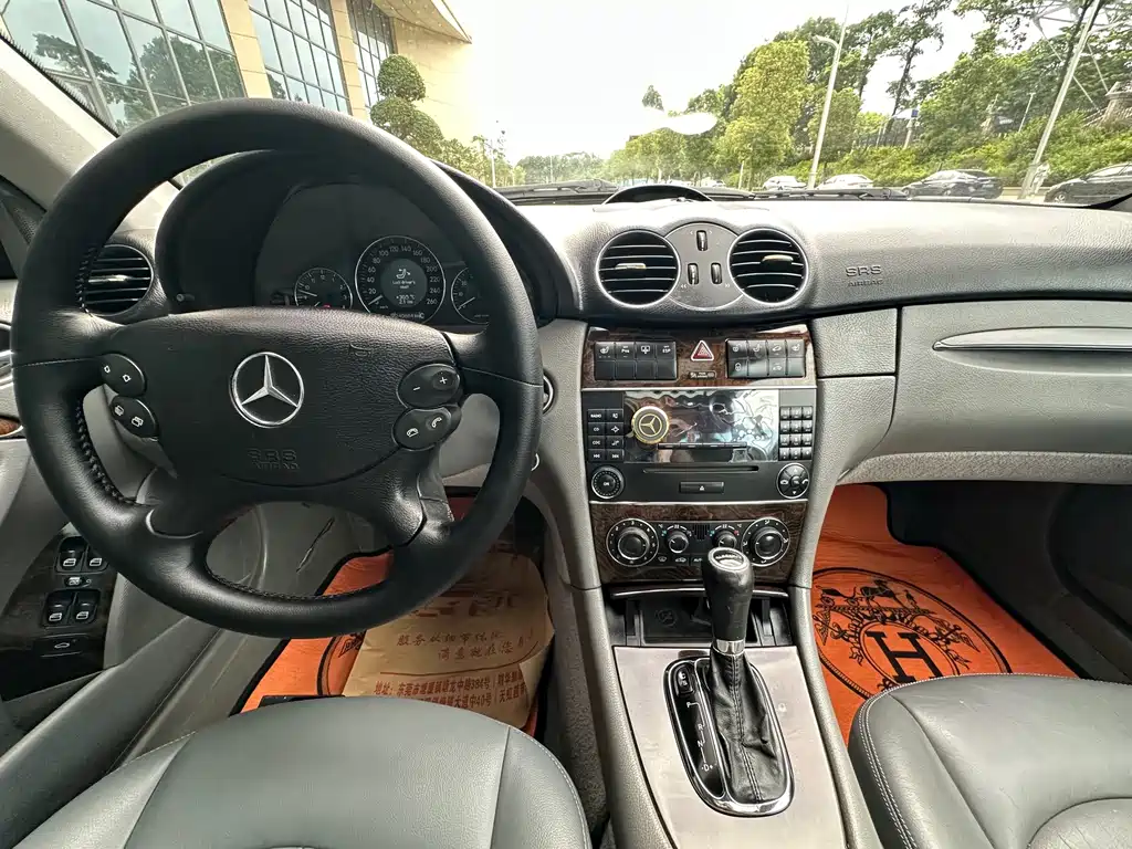 Mercedes-Benz CLK-Class — миниатюра 11