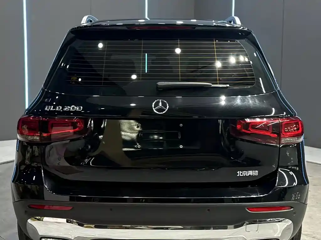 Mercedes-Benz GLB — миниатюра 7