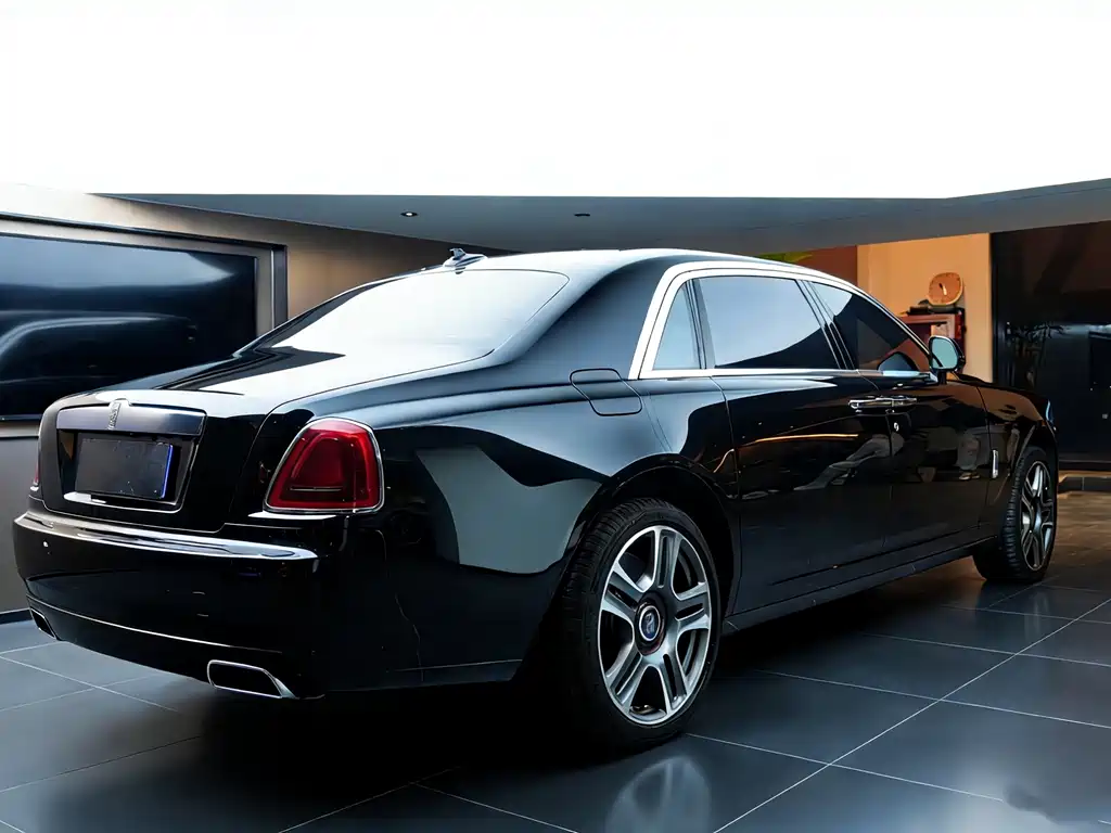 Rolls-Royce Ghost — миниатюра 5