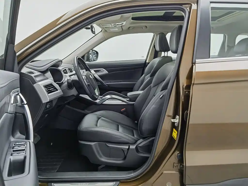 Geely Boyue — миниатюра 10