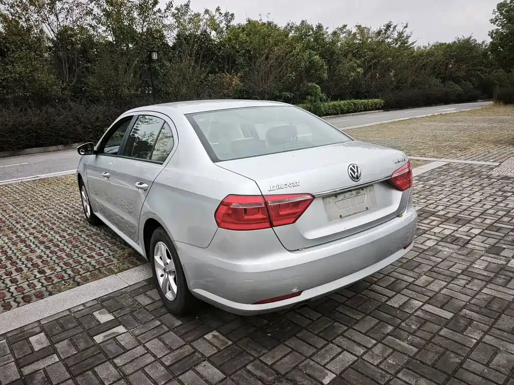 Volkswagen Lavida — миниатюра 4