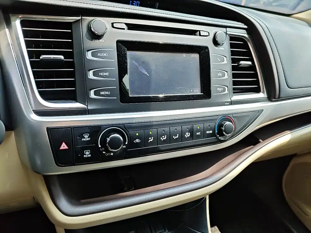 Toyota Highlander — миниатюра 13
