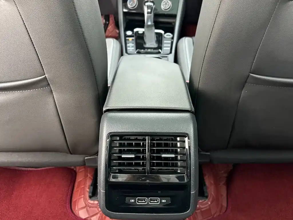 Volkswagen Sagitar — миниатюра 20