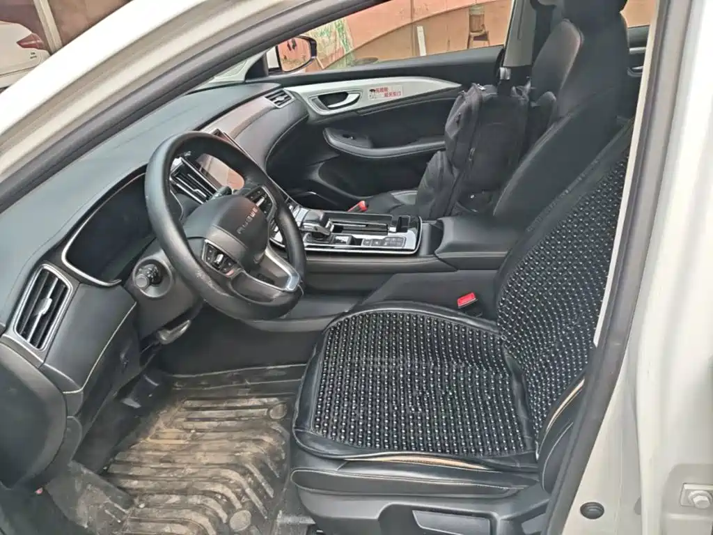 Roewe i6 MAX New Energy — миниатюра 15