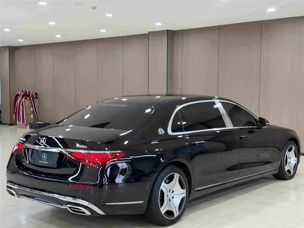Mercedes-Benz S-Class — миниатюра 6