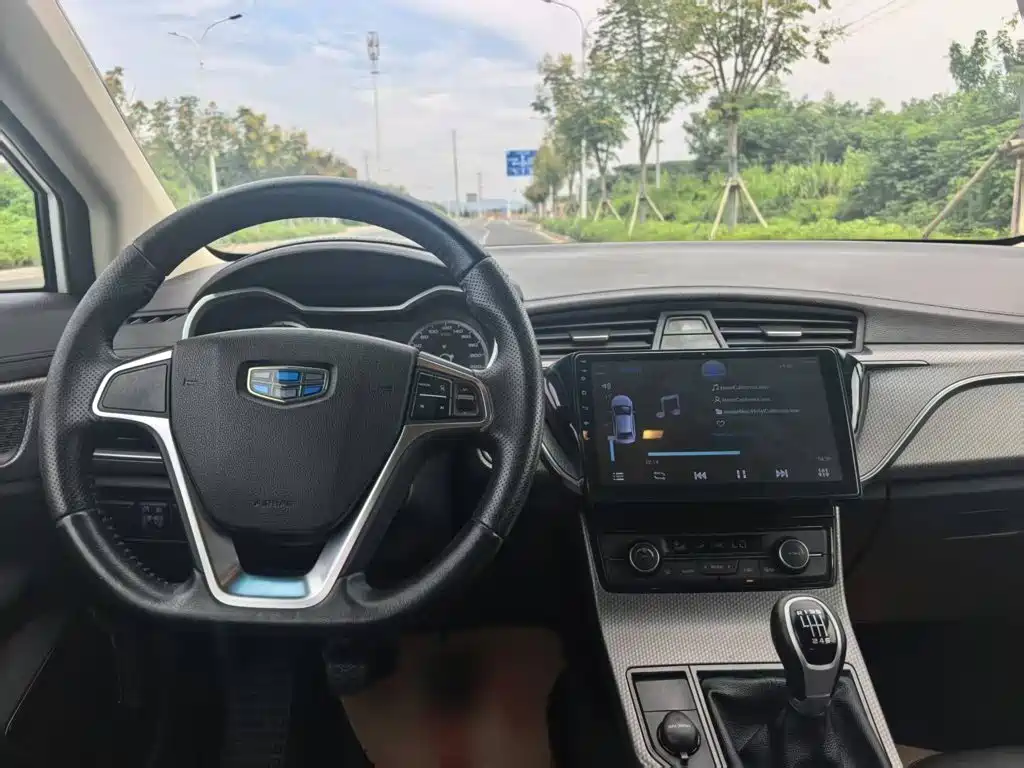 Geely Emgrand GS — миниатюра 16
