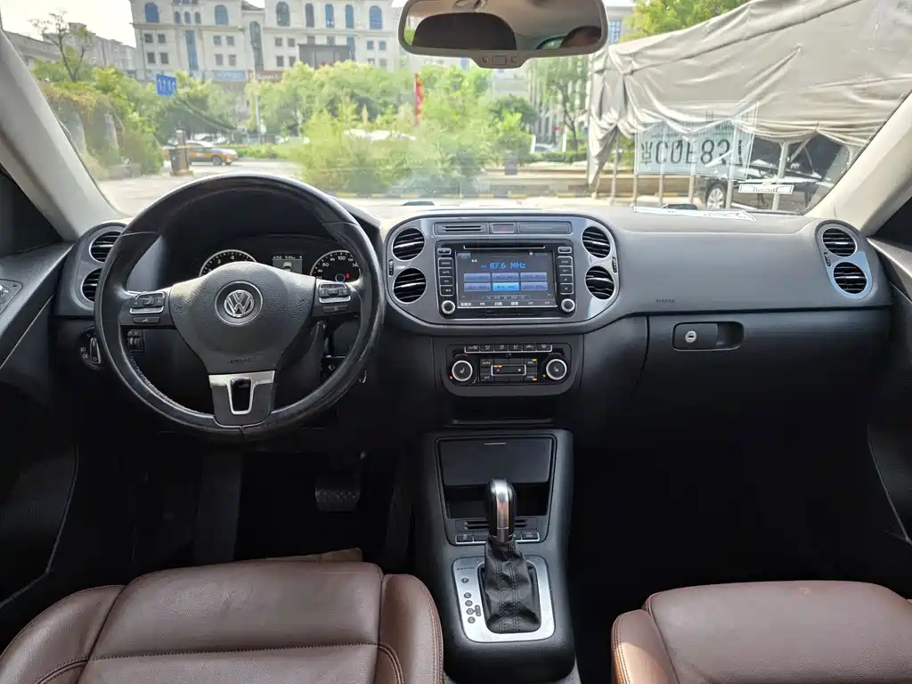 Volkswagen Tiguan — миниатюра 11
