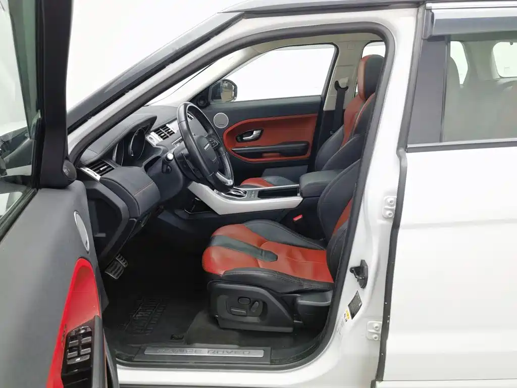 Land Rover Evoque (Import) — миниатюра 10
