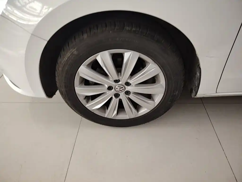 Volkswagen Bora — миниатюра 23