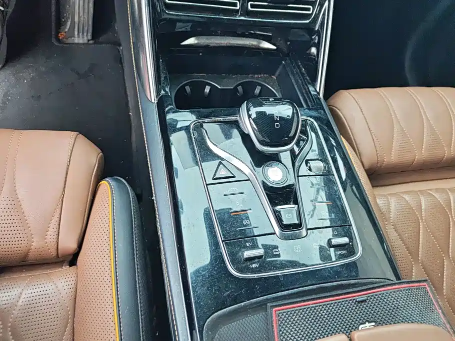 BYD Tang New Energy — миниатюра 16