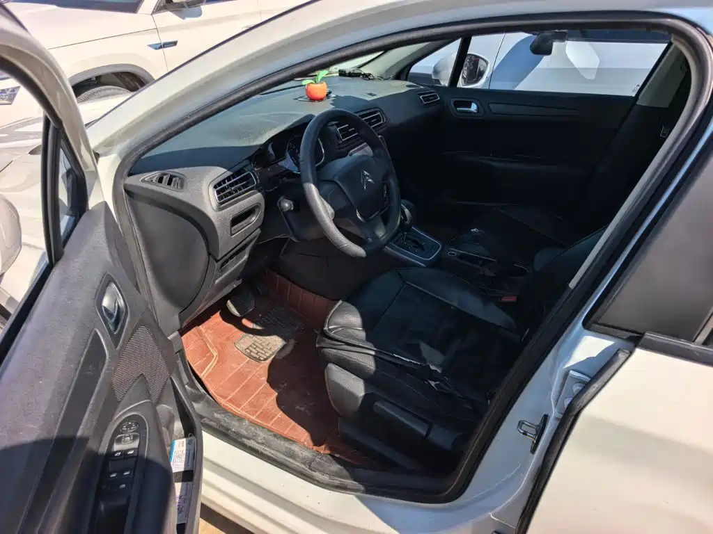 Citroen C4 — миниатюра 8