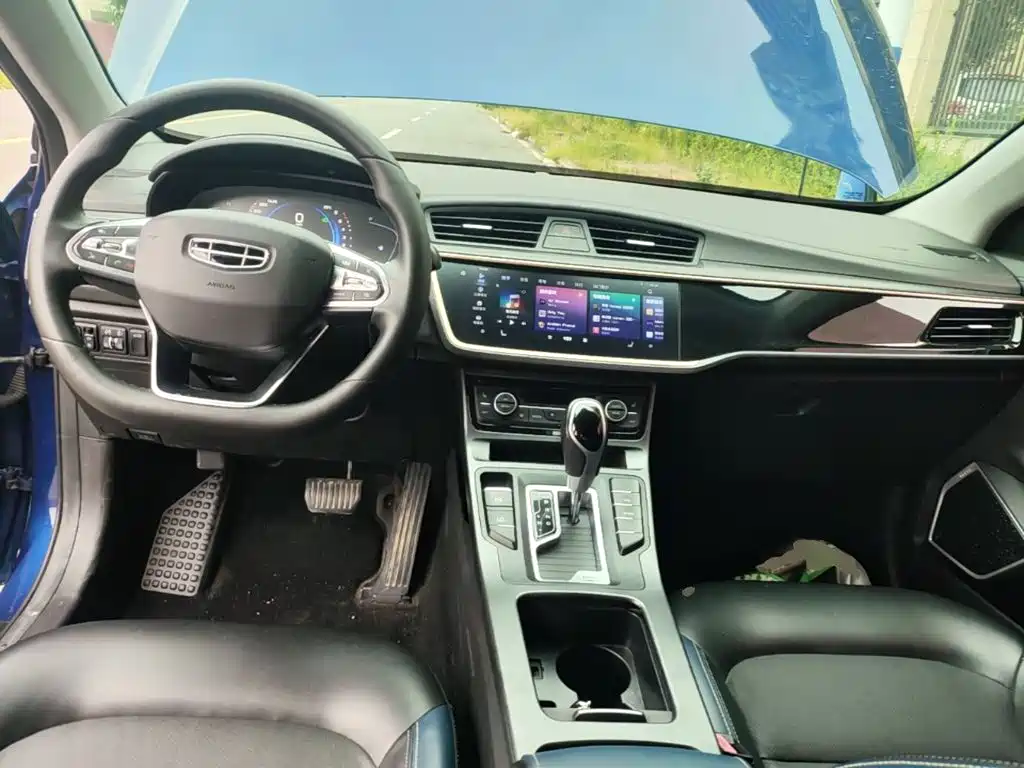 Geely Emgrand GL — миниатюра 10