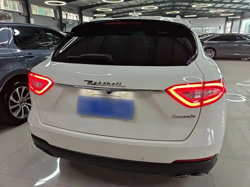 Maserati Levante — миниатюра 6
